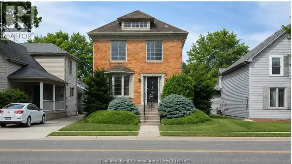 257 St. Clair Street, Chatham